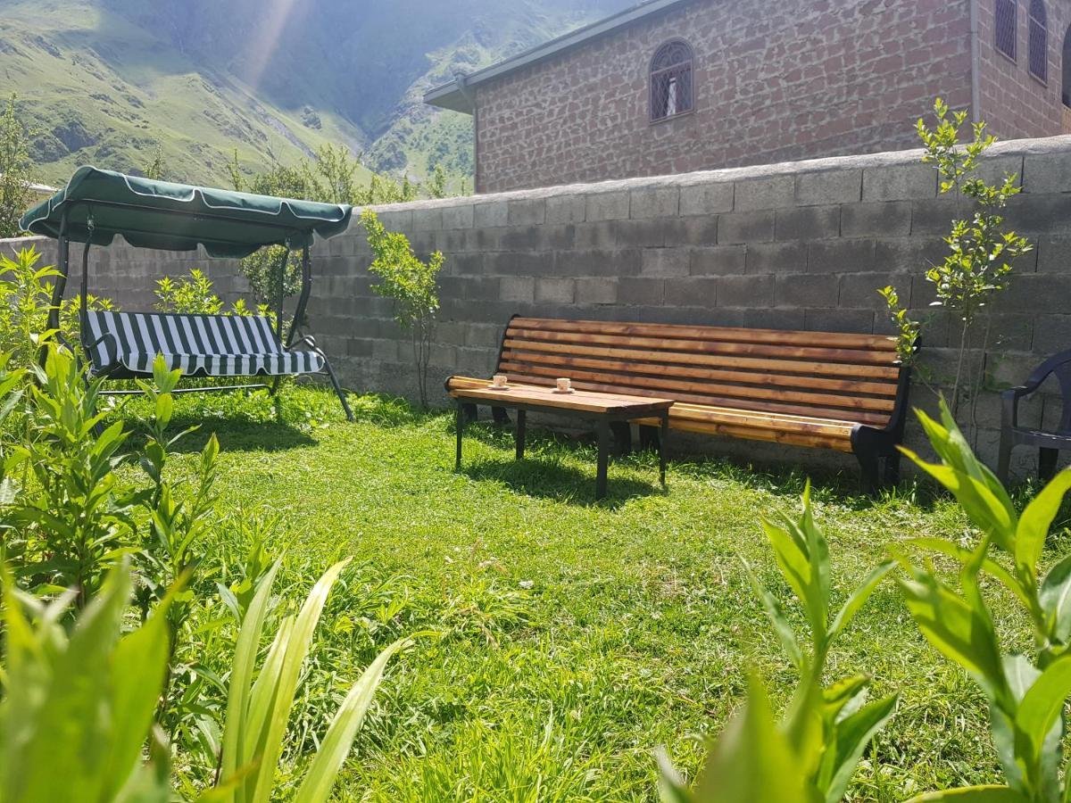 Cozy House Kazbegi Ξενοδοχείο Εξωτερικό φωτογραφία